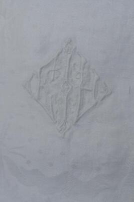 4 Vintage White Double Damask Huge Napkins Mono EA Ribbons Daisies 24'' x 25''
