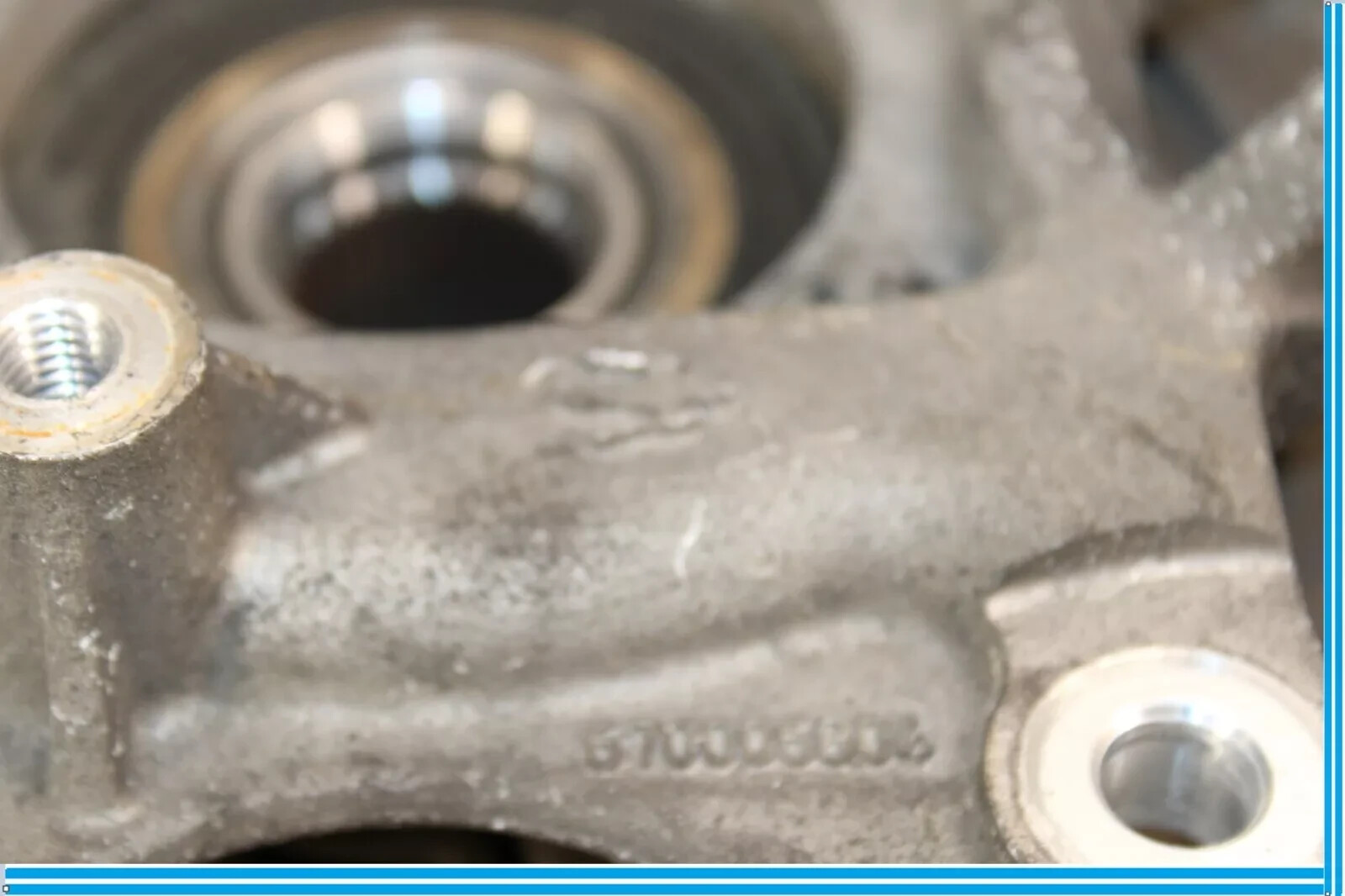 14-17 Maserati Ghibli Rear Left Driver Side Spindle Knuckle Hub OEM