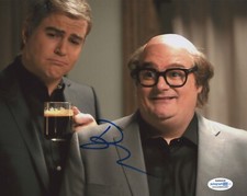Bobby Moynihan SNL Autographed Signed 8x10 Photo COA 