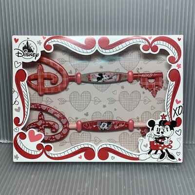 NEW Disney Mickey & Minnie XOXO Valentine's Day Key 2022 Set ~ Rare OOP Sealed