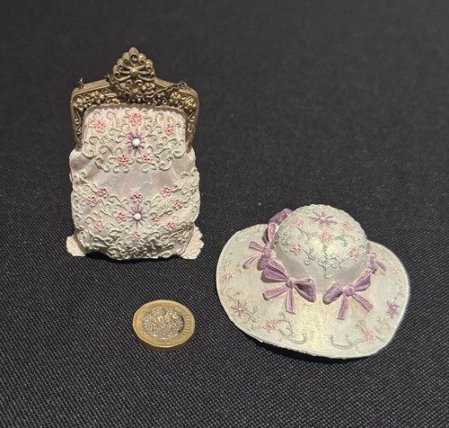 Vintage Victorian Collection By Avon Miniature Ste Of Hat Bag & Shoe Pink - Picture 6 of 6