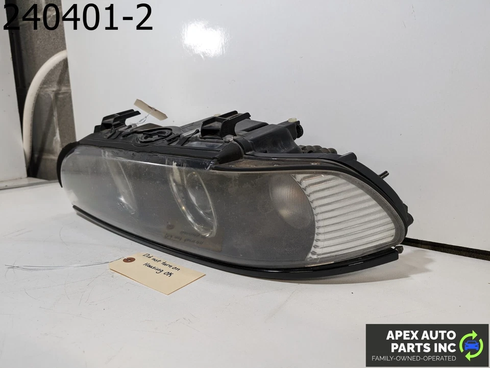 Conjunto de faro izquierdo BMW 525i 2002 3L OEM Foto 3 de 4