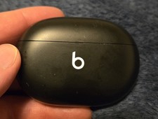 Beats by Dre Studio Buds Charging Case Case Only Used Black 1