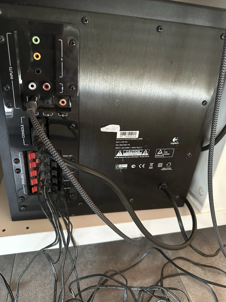 Logitech Z906 5.1 Sound System, Lautsprecher mit Surround Sound, THX, - Schwarz - Bild 4 von 4