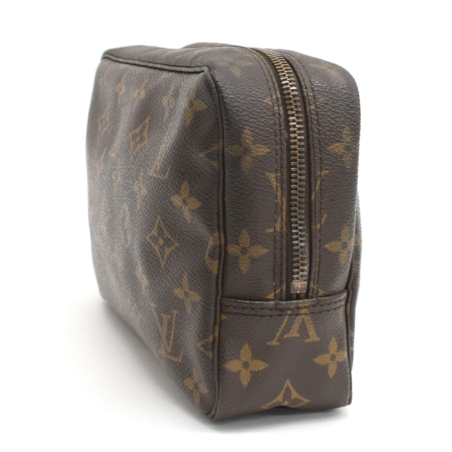 LOUIS VUITTON Monogram Trousse Toilette 23 M47524 Clutch Bag