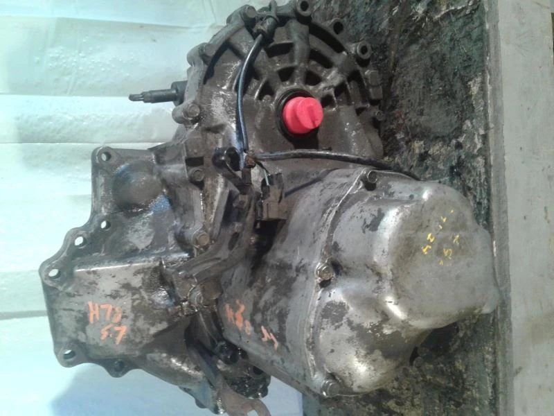 Manual Transmission 1981-1985 MAZDA GLC Front Wheel Drive Sedan 5 Speed 52K — 第 2/3 张图片