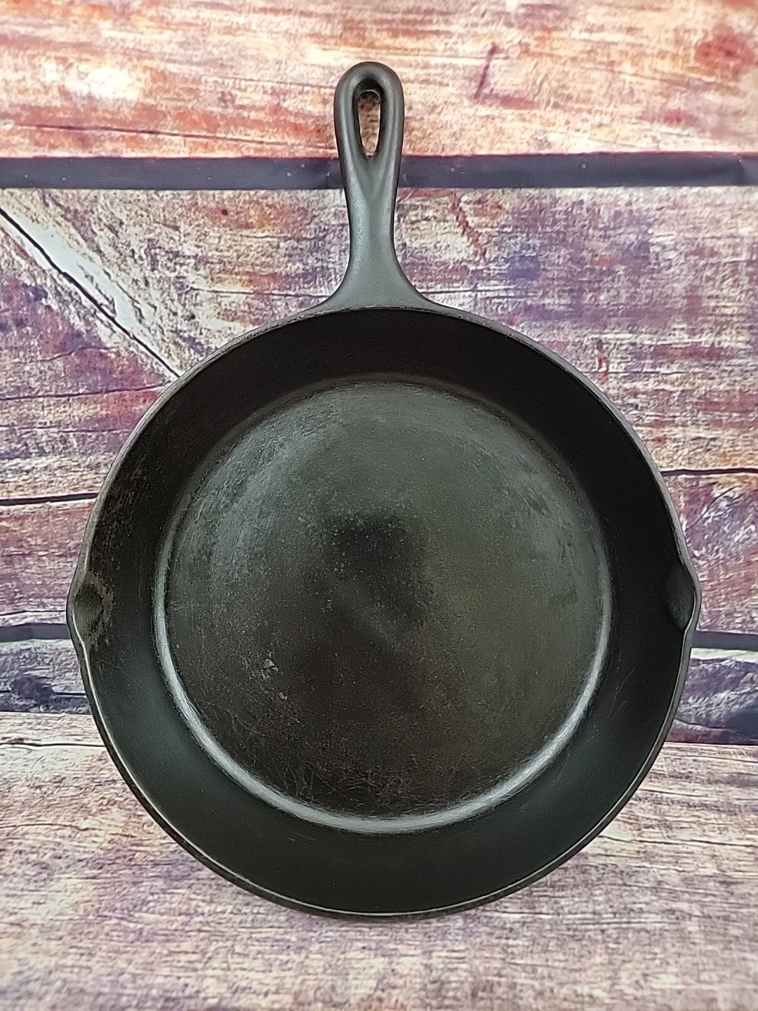 Lodge Cast Iron Skillet SK, 3-Notch, Heat Ring, "D" Made in USA
Opens in a new window or tab