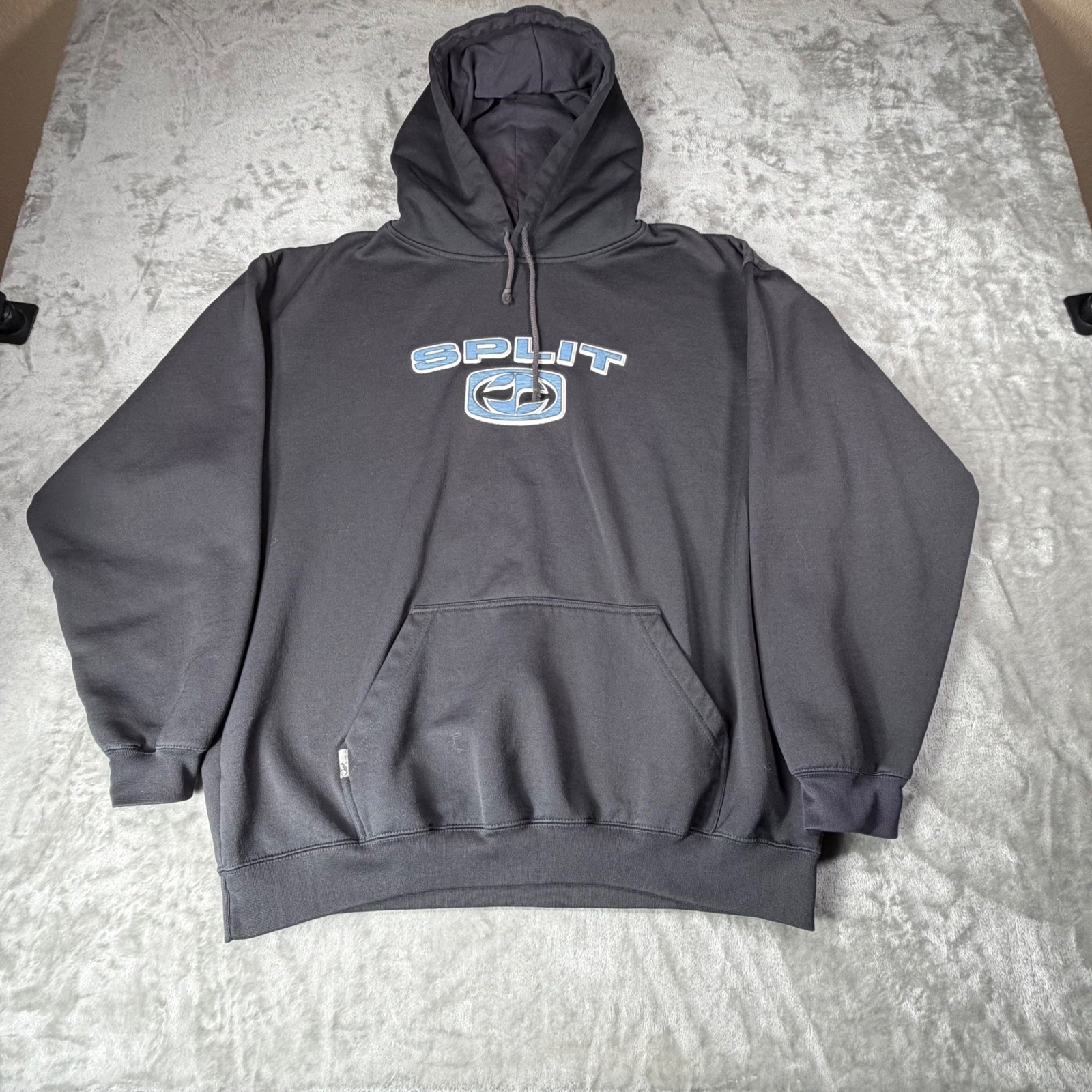 Vintage Split Skateboards Hoodie Mens Medium Black Y2K Embroidered Logo Pullover