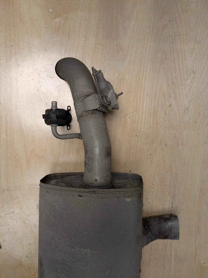 18-23 OEM AUDI Q5 SQ5 Rear Exhaust Muffler Pipe - Изображение 4 из 4