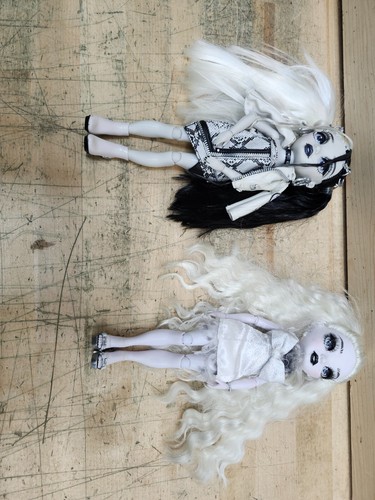 SET BESTEHEND AUS 3 - Rainbow High Shadow High - 1X "KARLA" NEU & 2 GEBRAUCHTE SHADOW HIGH PUPPEN - Bild 9 von 12