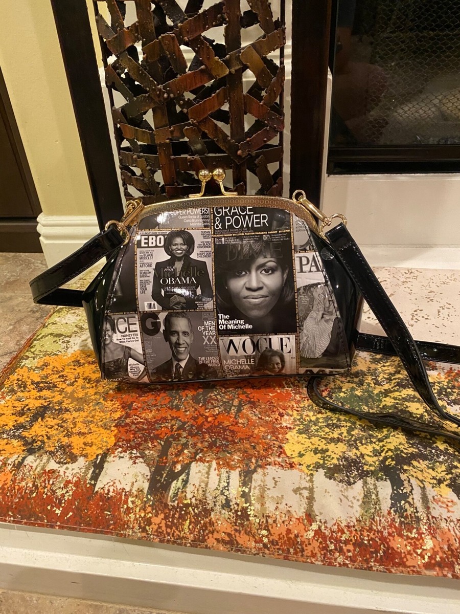 Glossy Magazine Cover Collage Michelle Obama Clutch Bag  display picture 1