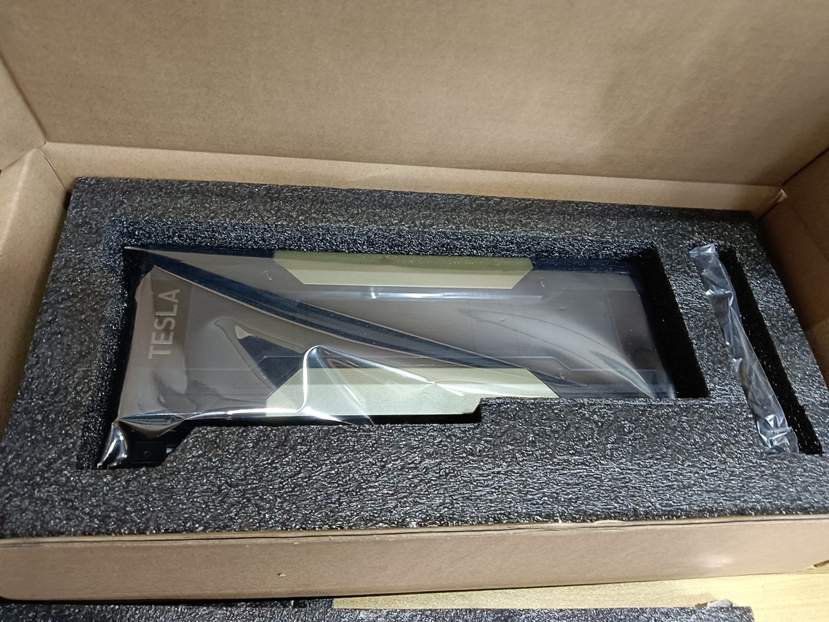 4pcs NVIDIA Tesla V100 32GB GPU CUDA SXM2 to PCIE x16 Computing