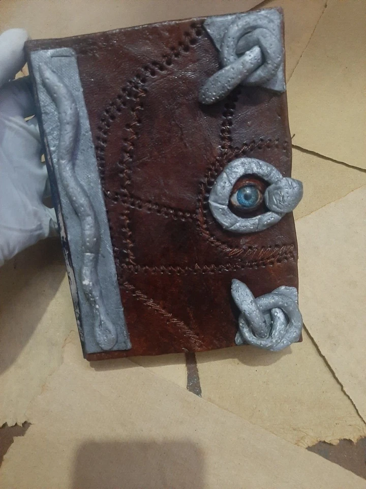 Hocus Pocus book | blank spells book of Shadows Antique leather journal, grimoir - Image 4 of 4