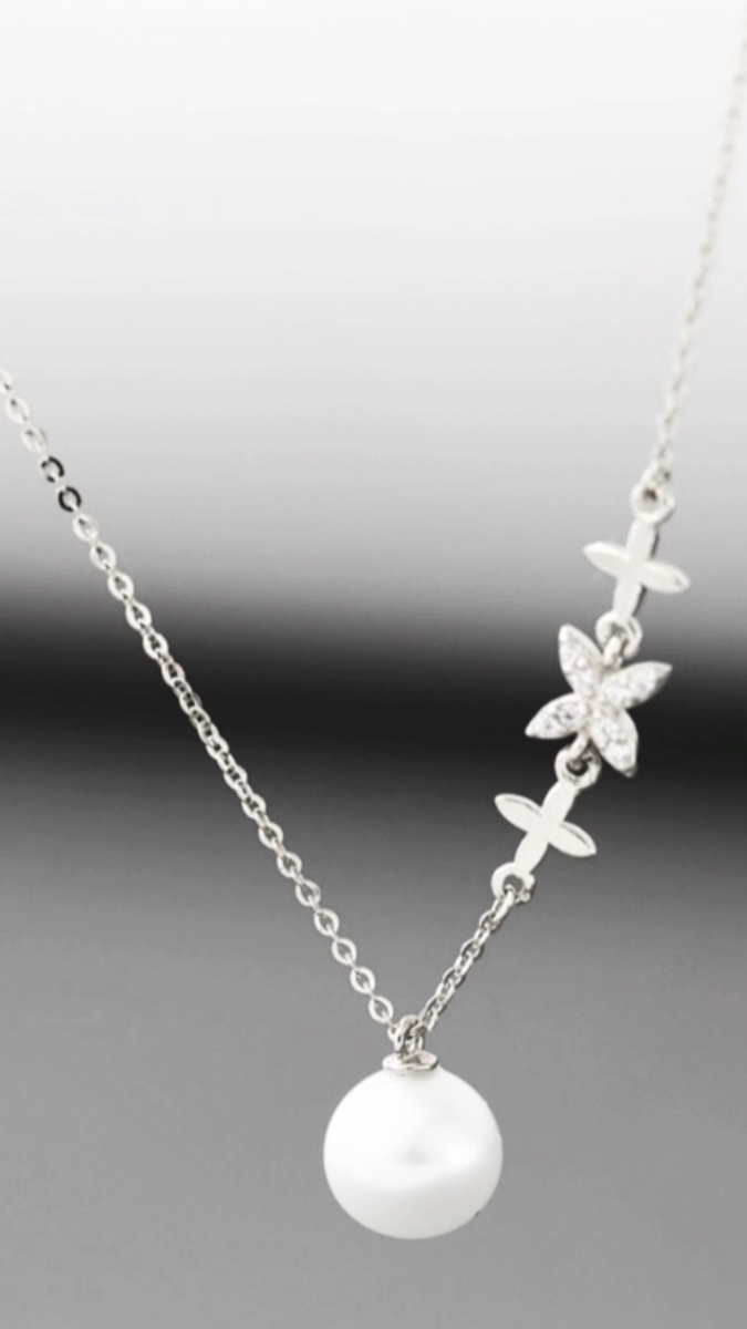 14ct Solid Gold Calista Flowers Pearl Necklace 14K, bride, wedding,  special