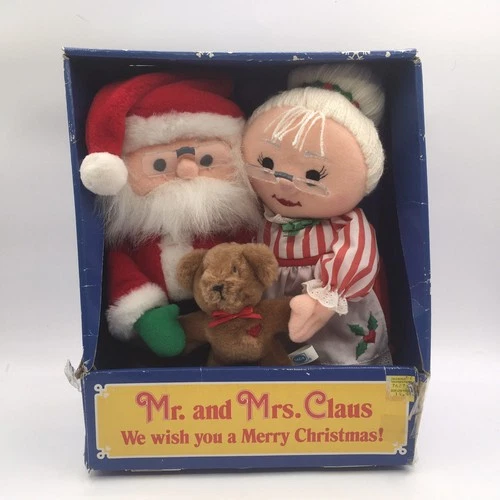 Vintage 1986 Plush Mr. and Mrs. Santa Claus With Teddy Bear Dakin 12” NIB