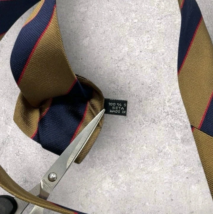 NUEVA LACOSTE Corbata de Seda ITALIA Azul Marino Dorado Rayas Logo W:3.5" Foto 4 de 4