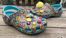 Nice! Crocs X Lisa Frank Youth J 6 Womens 8 C...