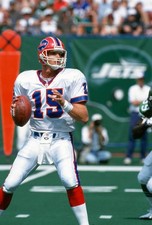 Todd Collins Buffalo Bills drops back to pass v the New York Jets - Old Photo 4
