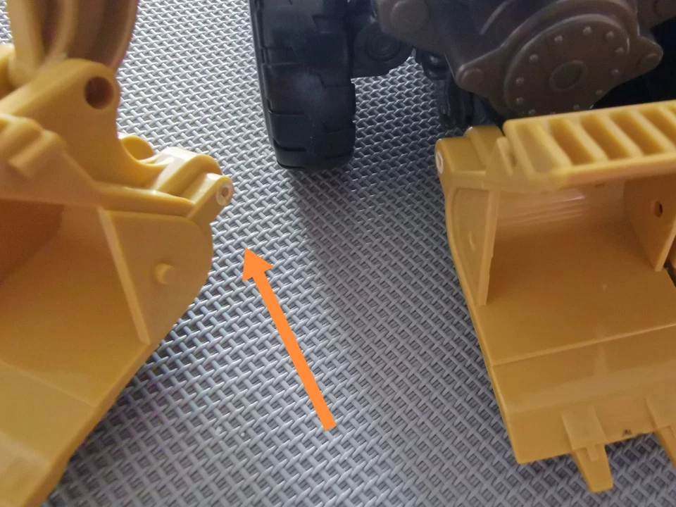 Transformers Construction Devastator, sehr guter Zustand, ohne OVP, 6 Fahrzeuge - Bild 4 von 4