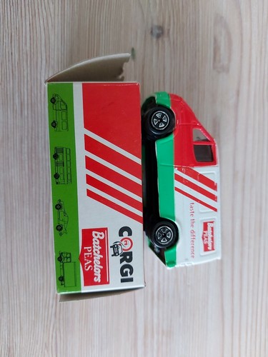 Corgi Ford Transit Bachelors Peas Van boxed limited edition .1985
