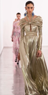 *GIAMBATTISTA VALLI* Runway F/W 2023 Gold Lamé Goddess Gown NWT IT 46