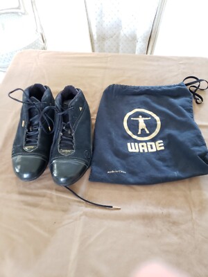 Limited edition Dwayne Wade converse 1.3 Black/Gold 2006 Finals w Bag