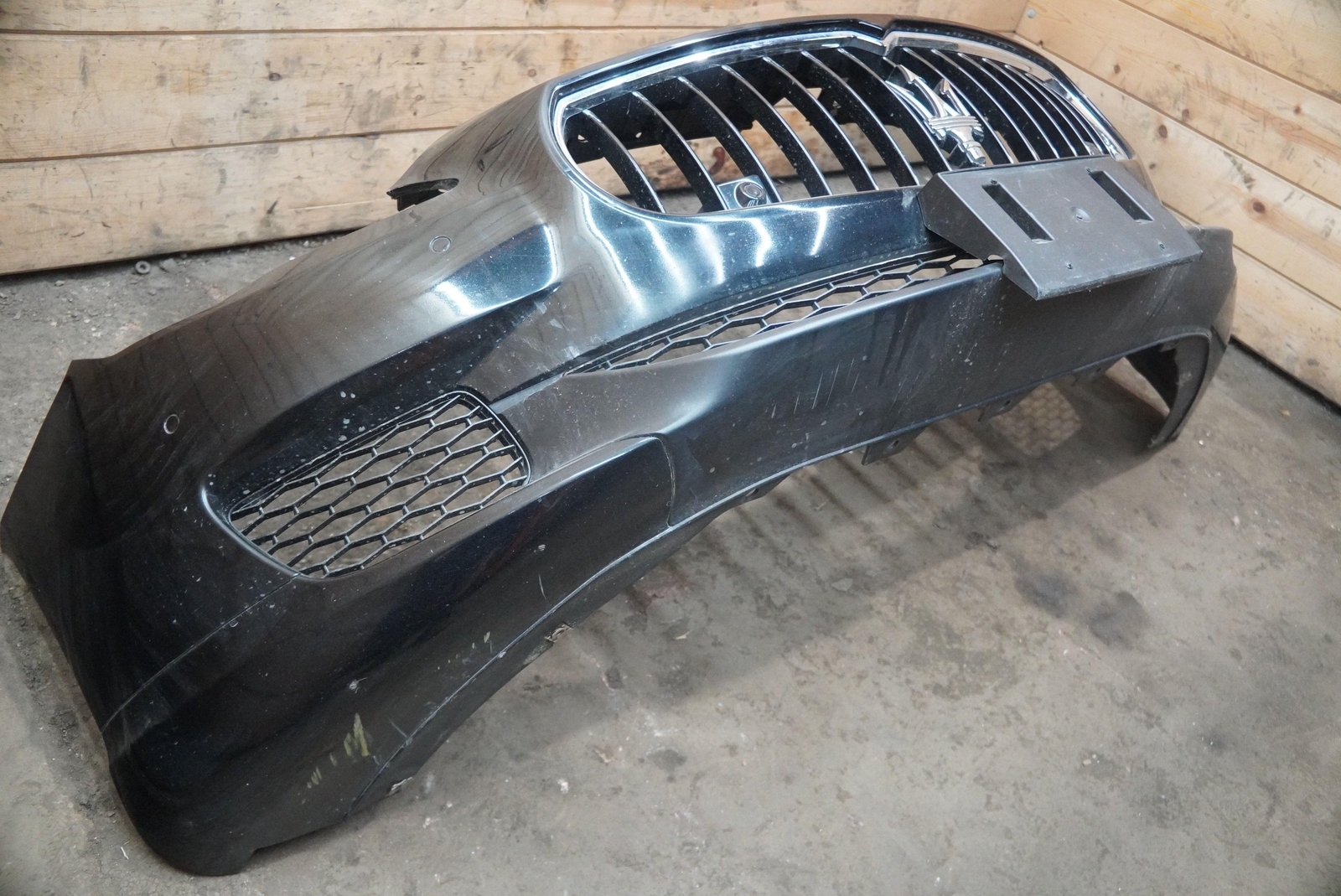 Front Park Assist Bumper Cover Assembly 673000020 Maserati Quattroporte M156 16