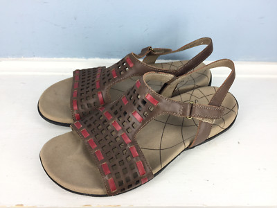 Sanita Brown Red Perforated Leather 39 8.5 9 Excellent Worn Once