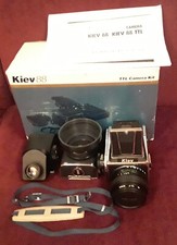 Kit de cámara réflex de formato medio Kiev 88 TTL con lente, cuerpo, visores, respaldo