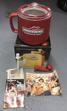 Vintage Donvier Premier Hand Crank 1 Pint Ice Cream Maker RED W/ Recipe Book