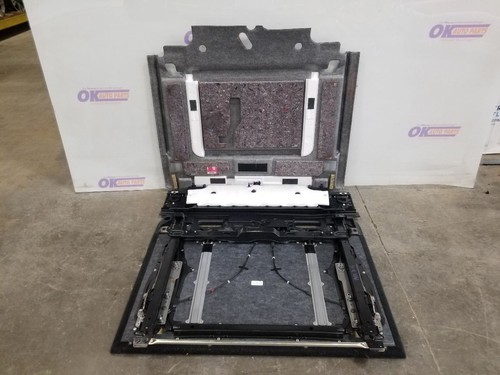 13 2013 TOYOTA 4RUNNER LIMITED CARGO COVER AND SLIDING TRUNK BOARD KIT - Picture 7 of 12