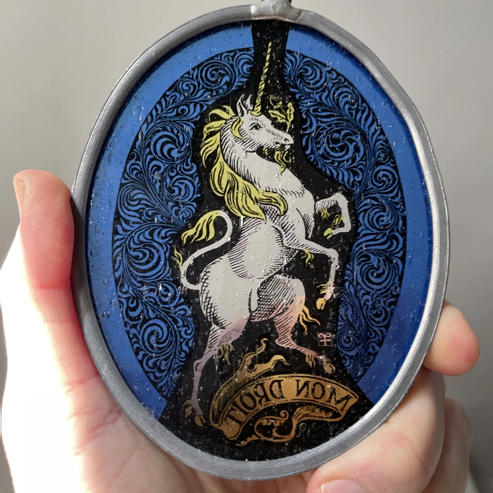 "Mon Droit" Lema Real Maestros Vidrieras Colgantes Unicornio Atrapasoles  Foto 4 de 4