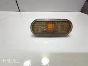 VW GOLF III 1H1 Kotflügelblinker vorne links 3B0949117C 1.90 Diesel 27161307