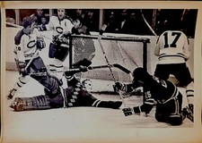 1970S GUY LAFLEUR NHL HOCKEY PHOTO EDDIE GIACOMIN GOALIE MONTREAL CANADIENS WHA