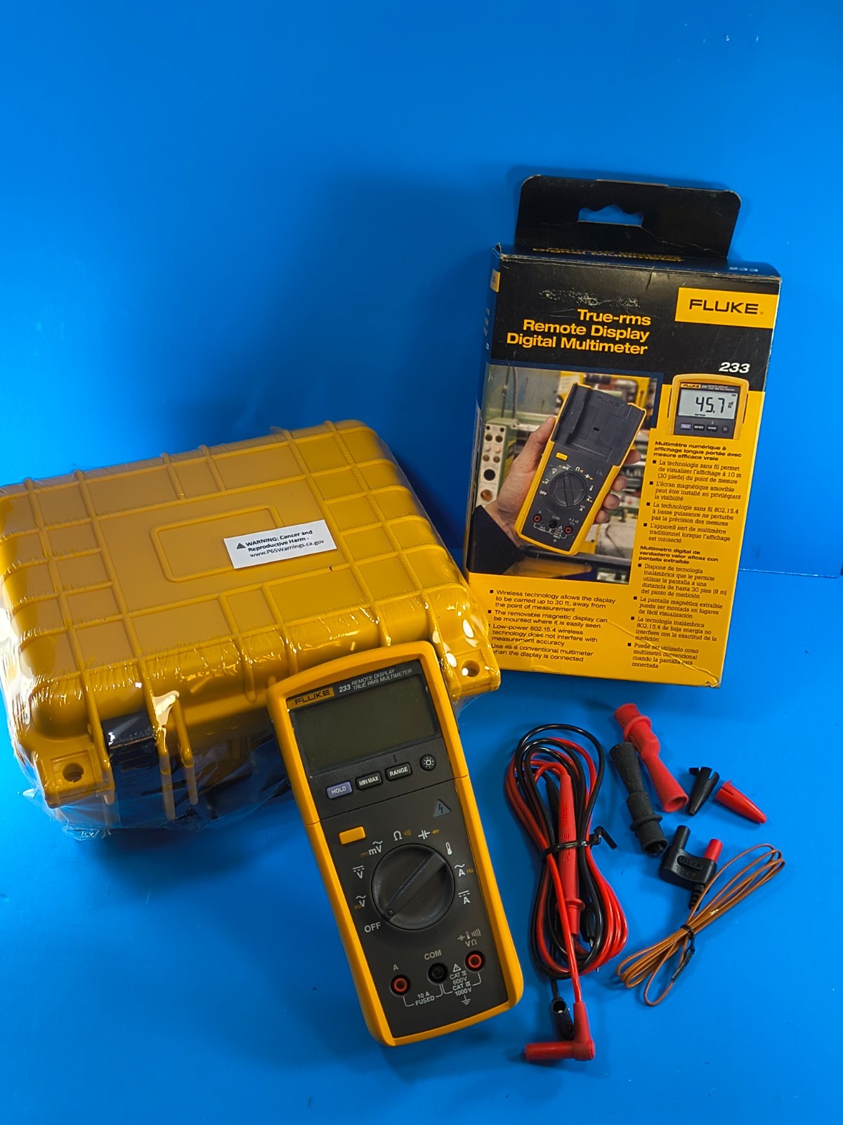 Fluke 233 TRMS Remote Display Digital Meter Multimeter New!