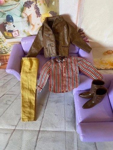 NM/MINT VINTAGE Ken Rally Gear Outfit #1429 Mod Era Complete 1969 Mattel