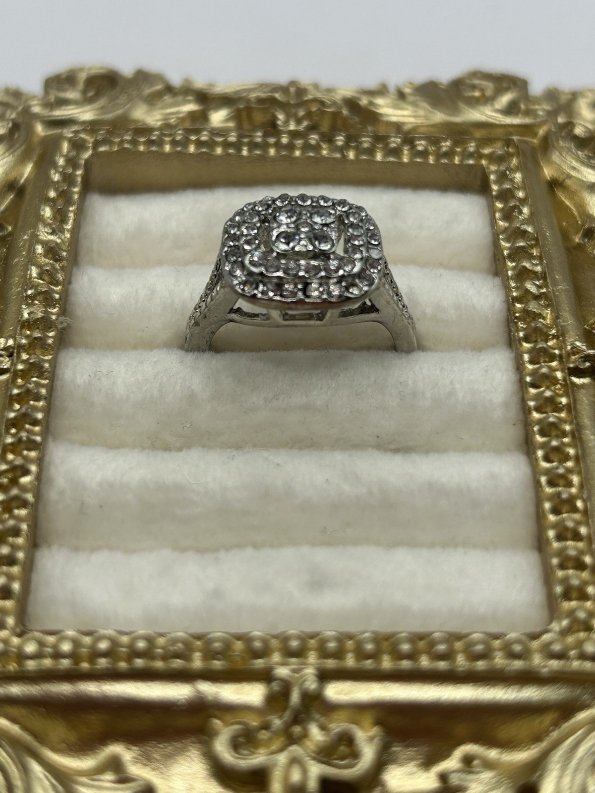 Silver Tone Halo Cluster Statement Ring Size 6.5 … - image 5