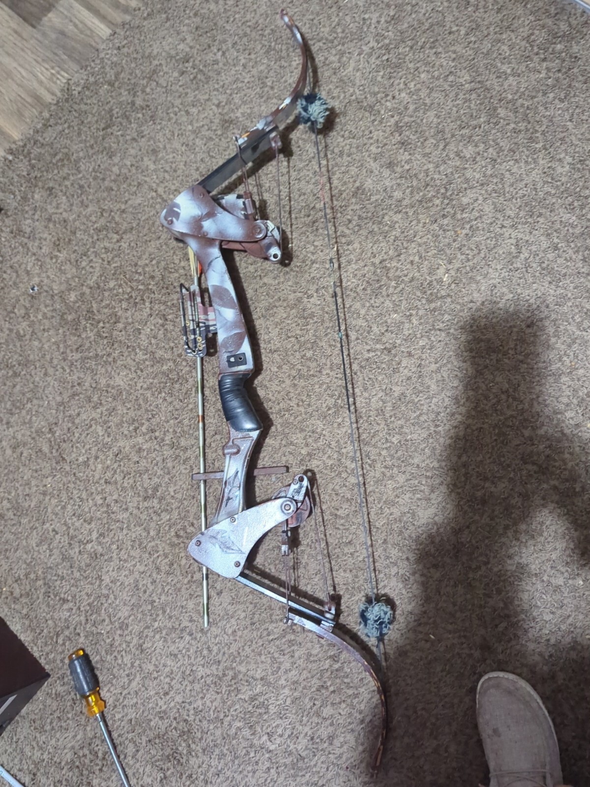 Vintage **ONEIDA EAGLE** Screaming Eagle Compound Bow eBay