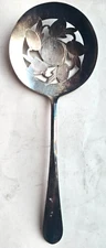 WM Rogers MFG. Co. Original Rogers Slotted Tomato Spoon 7 ¾”