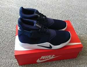 nike incursion white