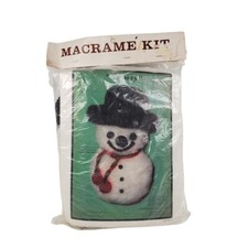Vintage Leisuretyme Crafts Macrame Christmas Frosty Snowman Kit 10" X 14" Sealed
