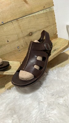 KEEN Alman Dark Brown Leather Buckle Strap Sandals 1010315  display picture 3