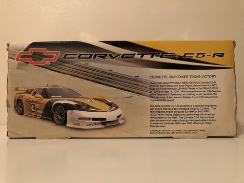 1:18 Corvette C5.R Grand Prix Of Texas 2000 Winner Andy Pilgrim & Ron Fellows - Picture 15 of 17