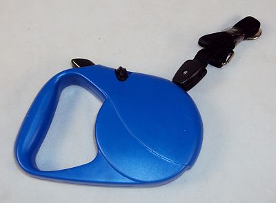 Retractable Locking Dog Leash ~ Keeps Dog Under Control, Extends Up To 12'
