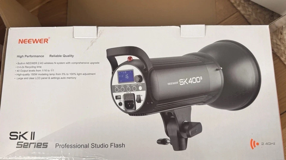 NEEWER PROFESSIONAL STUDIO FLASH Bowens 150 W Large LCD NEW-open Pack SK400 II - Image 2 of 4