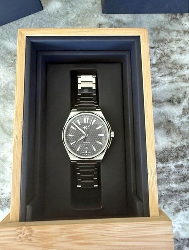 Christopher Ward The Twelve 40mm Grey Dial Auto Swiss Date 100m
