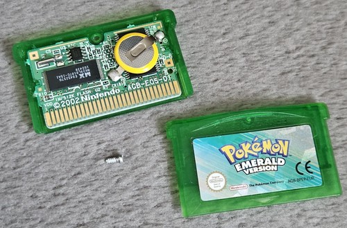 Pokémon Emerald Version Nintendo Gameboy Advance Genuine UK PAL New Battery - Picture 2 of 16