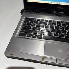 Fujitsu 8 GB RAM PC 500-749 GB Hard Drive Capacity Laptops