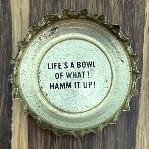 1970 EE. UU. Hamm It Up! Divertida gorra Crown: las minifaldas se sirven aquí - Imagen 3 de 6