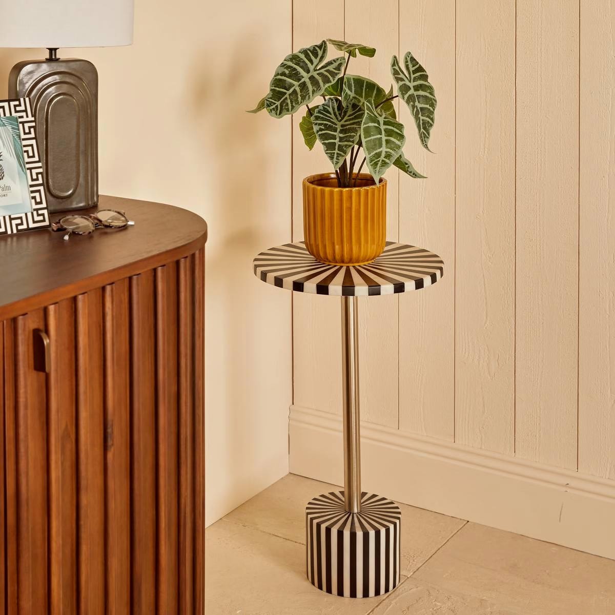 Table d'Appoint Nema 36cm Noir et Blanc Gain de Place pour Petits Espaces - 2